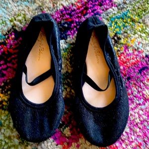 Ruby and Blooms soft ballet style Mary Janes 7T